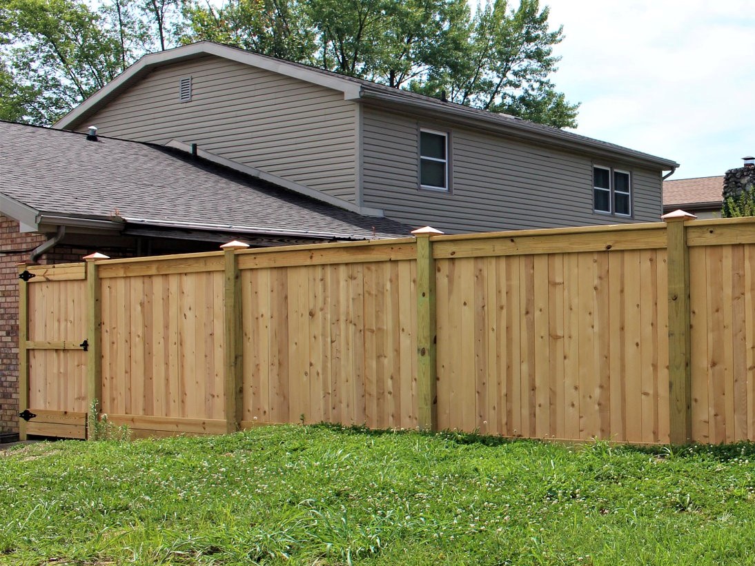 Photo of a wood fence in Owensboro, Kentucky