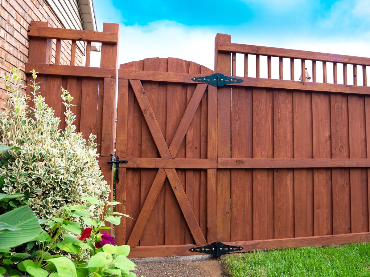 wood fence Kentucky